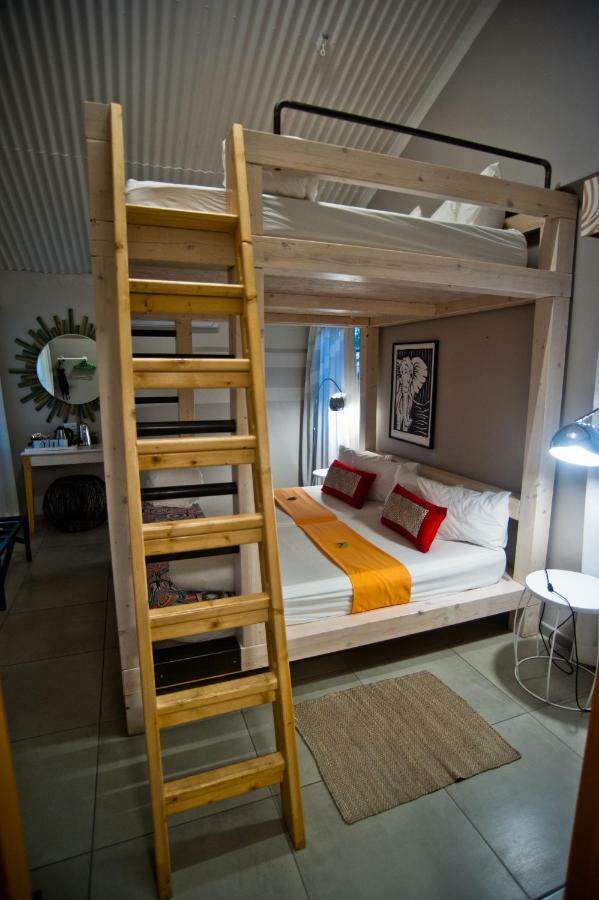 Gondwana Etosha Safari Camp Villa Okaukuejo Eksteriør billede